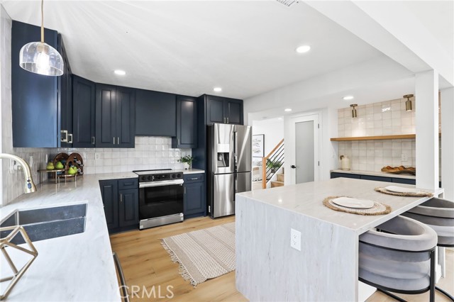 23941 Jarrow Lane, Lake Forest CA: https://media.crmls.org/medias/c142d725-dc45-4050-a087-202e5cccd93e.jpg