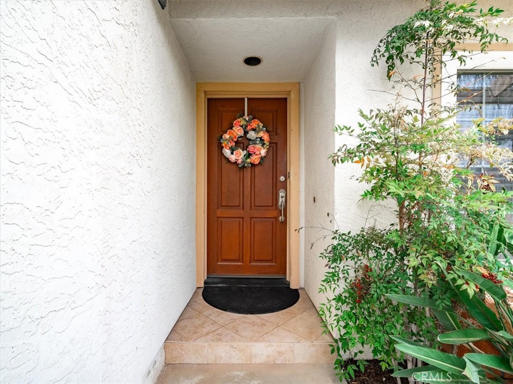 9048 Meadowrun - photo 5