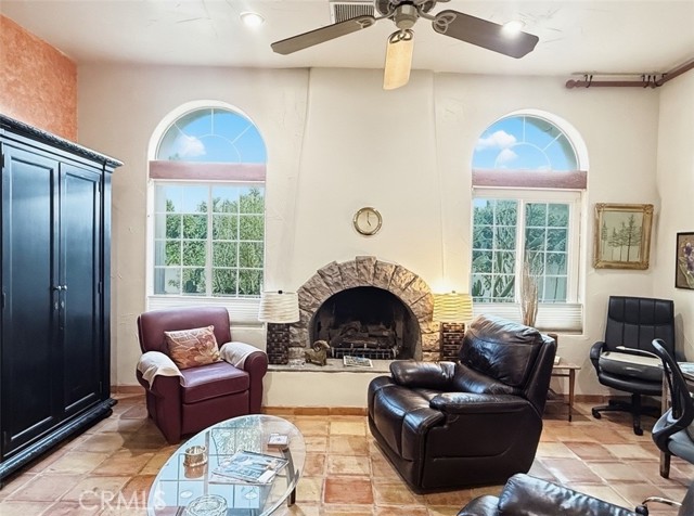 Detail Gallery Image 11 of 19 For 1932 S Barona, Palm Springs,  CA 92264 - 2 Beds | 2 Baths