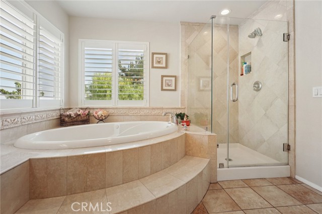 Detail Gallery Image 34 of 65 For 20504 Bergamo Way, Porter Ranch,  CA 91326 - 5 Beds | 3 Baths