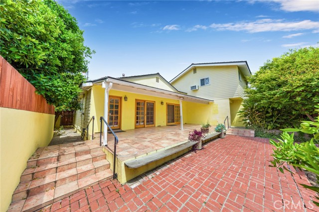 Detail Gallery Image 21 of 23 For 8924 Chimineas Ave, Northridge,  CA 91325 - 4 Beds | 2 Baths