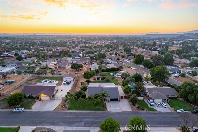 Detail Gallery Image 39 of 45 For 4683 Teasdale Ave, Jurupa Valley,  CA 92509 - 6 Beds | 3 Baths