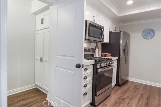 21312 Tupelo Lane, Lake Forest CA: https://media.crmls.org/medias/c1465425-dfbb-4020-909c-ec77ece6e1f2.jpg
