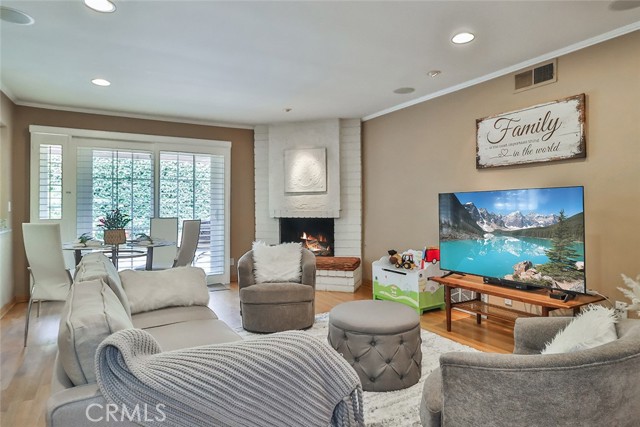 Detail Gallery Image 16 of 60 For 23050 Humming Bird Way, Calabasas,  CA 91302 - 4 Beds | 2/1 Baths