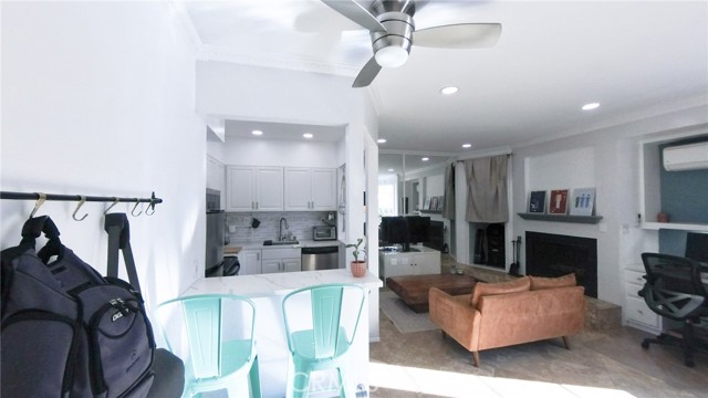 Detail Gallery Image 7 of 40 For 2575 E 19th St #17,  Signal Hill,  CA 90755 - 1 Beds | 1 Baths