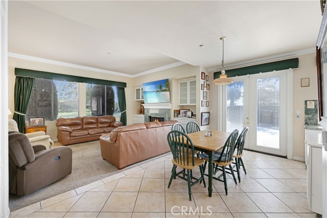 1050 Fuller Drive, Claremont CA: https://media.crmls.org/medias/c1485151-cdc7-441f-a391-98274c2b3a99.jpg