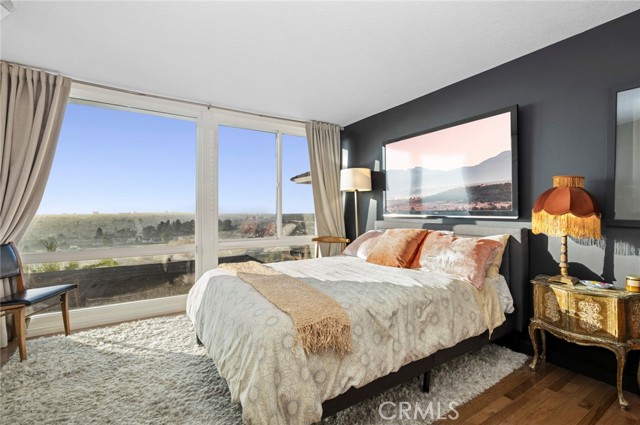 12276 Circula Panorama, North Tustin CA: https://media.crmls.org/medias/c14c3f9a-a001-4421-b18c-ae69e8e82425.jpg