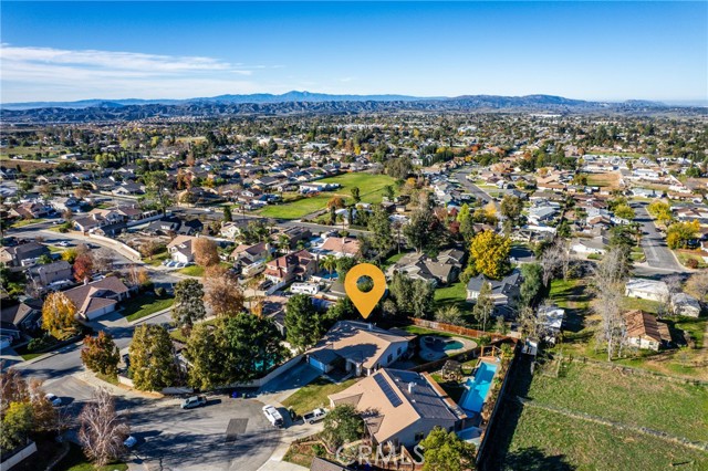 13514 Big Sky Court, Yucaipa CA: https://media.crmls.org/medias/c14e5573-9e00-46ea-ae92-c0535030b918.jpg