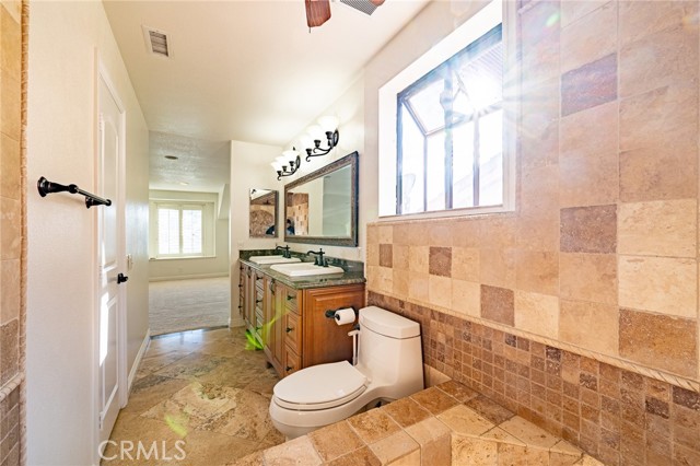 Detail Gallery Image 25 of 32 For 731 Langer Dr, Placentia,  CA 92870 - 4 Beds | 3 Baths