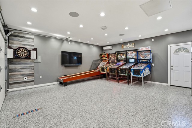 Detail Gallery Image 41 of 64 For 22301 Marilla St, Chatsworth,  CA 91311 - 4 Beds | 3 Baths