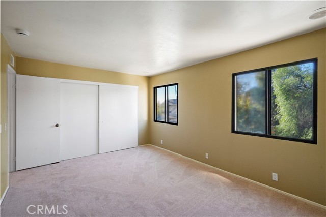 Detail Gallery Image 25 of 47 For 19451 Sherman Way #301,  Reseda,  CA 91335 - 3 Beds | 2/1 Baths