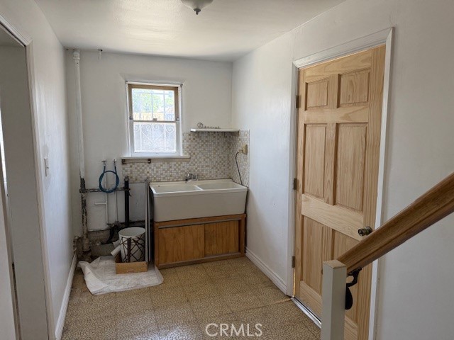 Detail Gallery Image 15 of 26 For 2208 W Olympic Bld, Montebello,  CA 90640 - 2 Beds | 1 Baths