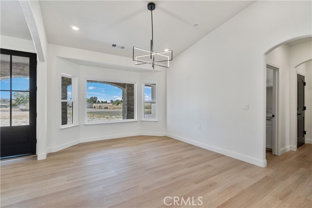 Detail Gallery Image 16 of 39 For 15709 Road 29, Madera,  CA 93636 - 8 Beds | 6 Baths