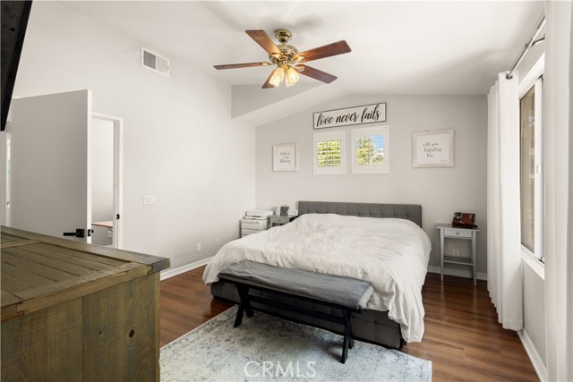 26502 Big Sur Drive, Valencia CA: https://media.crmls.org/medias/c14fa345-a5e0-4d93-8e01-44b8fd557daa.jpg