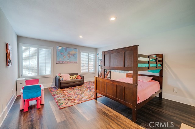 Detail Gallery Image 23 of 31 For 6049 Rustling Oaks Dr, Agoura Hills,  CA 91301 - 4 Beds | 3/1 Baths