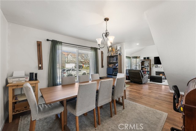 Detail Gallery Image 9 of 38 For 39329 Beacon, Palmdale,  CA 93551 - 3 Beds | 3 Baths