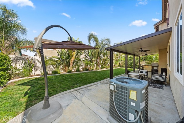7462 Silver Saddle Court, Eastvale CA: https://media.crmls.org/medias/c150b7f6-4299-4129-b460-a7b472f6244f.jpg
