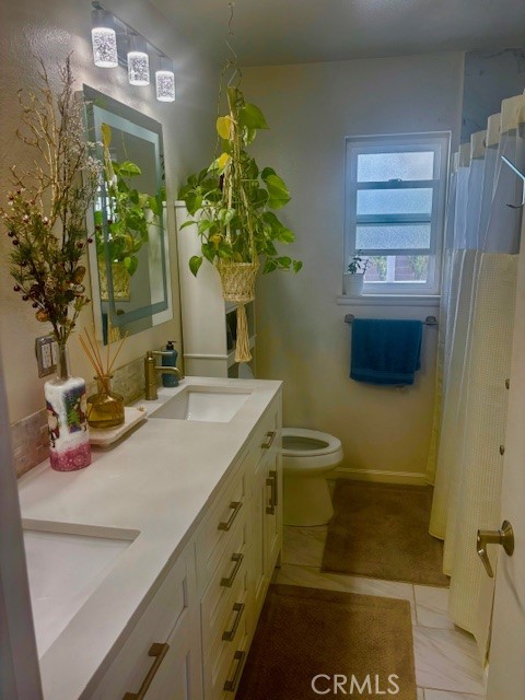 Detail Gallery Image 8 of 10 For 39334 Willowvale Rd, Palmdale,  CA 93551 - 3 Beds | 2 Baths