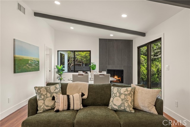 1792 Crestmont Place, Costa Mesa CA: https://media.crmls.org/medias/c1528a9d-6e96-4692-945b-853fa67bb907.jpg