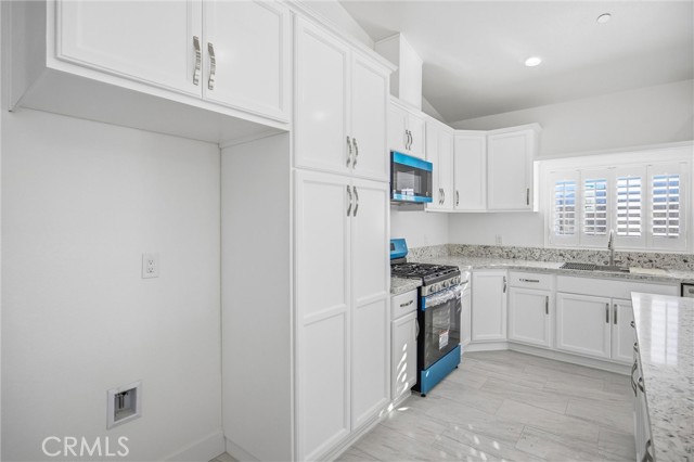 Detail Gallery Image 8 of 61 For 11788 Buckwheat, Pinon Hills,  CA 92371 - 4 Beds | 2 Baths