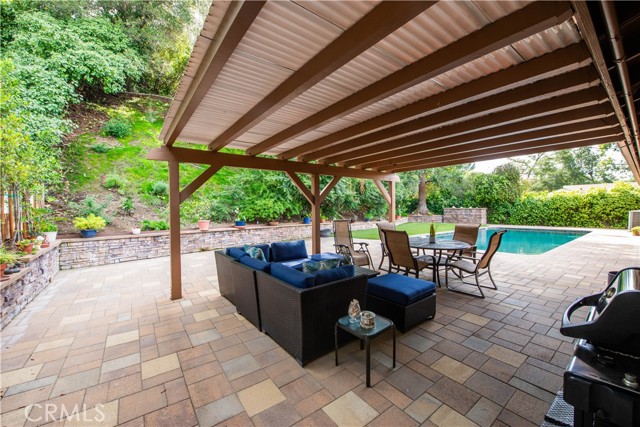 Detail Gallery Image 24 of 26 For 16534 Bosque Dr, Encino,  CA 91436 - 3 Beds | 2/1 Baths