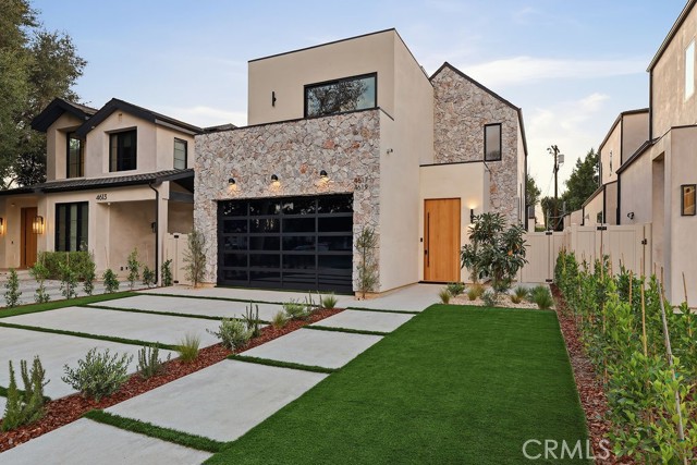 Detail Gallery Image 2 of 22 For 4617 Atoll Ave, Sherman Oaks,  CA 91423 - 5 Beds | 5 Baths