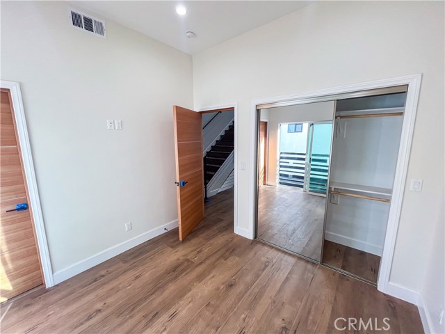 Detail Gallery Image 6 of 39 For 1816 2 S Hauser Bld, Los Angeles,  CA 90019 - 3 Beds | 3/1 Baths