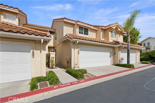 Detail Gallery Image 4 of 37 For 10889 Creekbridge Pl, San Diego,  CA 92128 - 2 Beds | 2/1 Baths