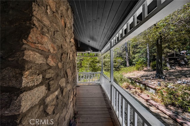 Detail Gallery Image 26 of 36 For 23697 Hillside Dr, Crestline,  CA 92325 - 2 Beds | 1/1 Baths