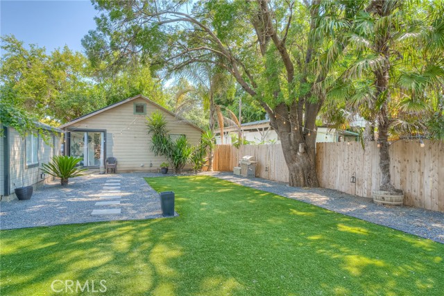 2368 Brown Street, Durham CA: https://media.crmls.org/medias/c15649f0-cf6f-4c61-a3b0-5522ba285c43.jpg