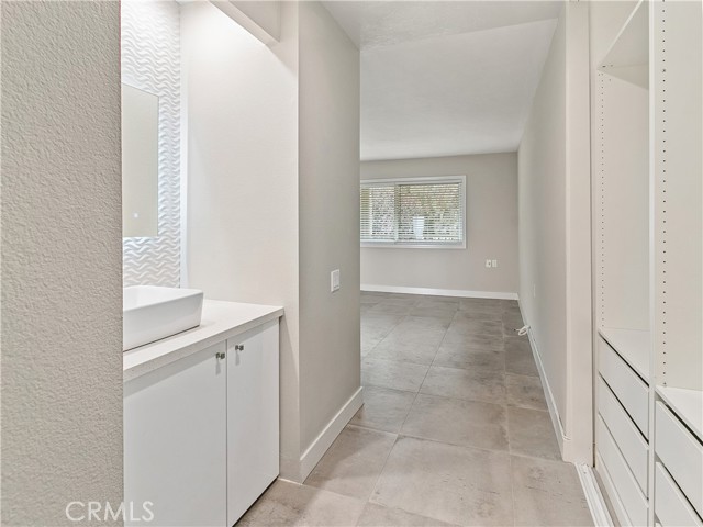 4026 Calle Sonora Este, Laguna Woods CA: https://media.crmls.org/medias/c1571ae2-ba24-446d-b53e-fe6a3d5594cc.jpg