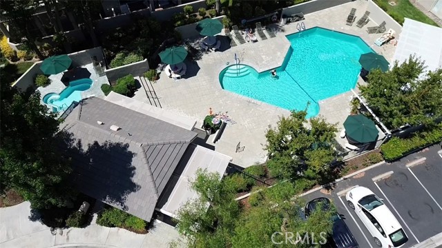 Detail Gallery Image 39 of 46 For 26121 Mcbean #22,  Valencia,  CA 91355 - 2 Beds | 2 Baths