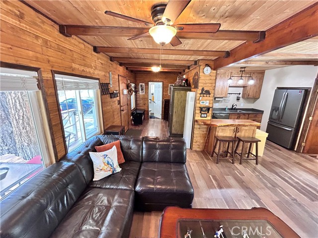 Detail Gallery Image 16 of 31 For 31042 Glen Oak Dr, Running Springs,  CA 92382 - 1 Beds | 1 Baths