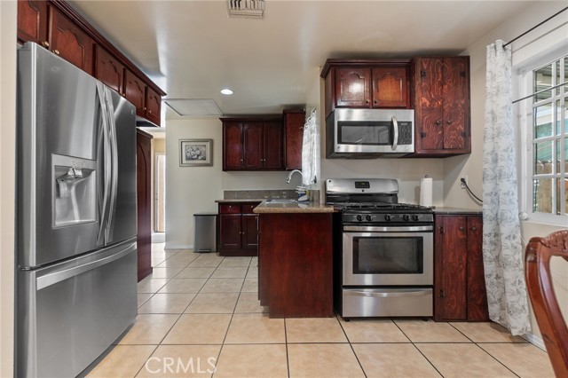 3428 Fletcher Drive, Los Angeles CA: https://media.crmls.org/medias/c1597774-610d-431a-b4cd-e01d6c0888ed.jpg
