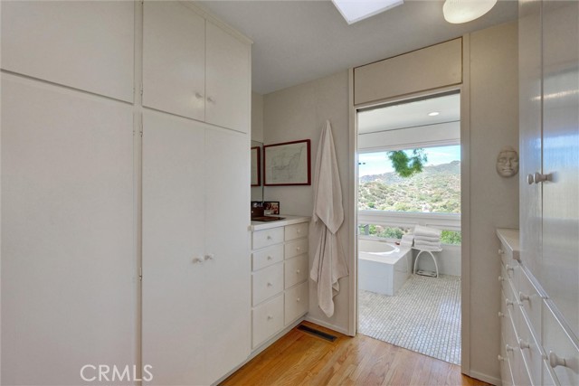 Detail Gallery Image 25 of 40 For 4161 via Padova, Claremont,  CA 91711 - 4 Beds | 3 Baths