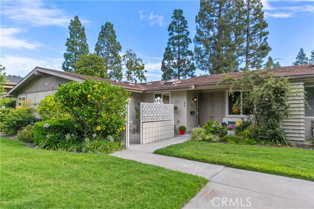 Image 2 for 2 Via Castilla #C, Laguna Woods, CA 92637