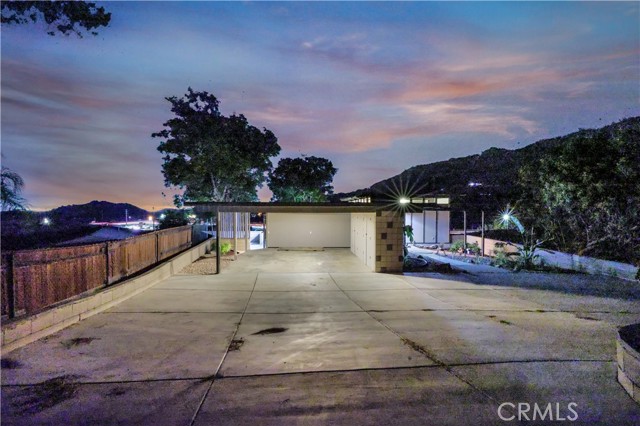 20289 Westpoint Drive, Riverside CA: https://media.crmls.org/medias/c15ac05f-41be-4dd5-a1a7-d149c461d447.jpg