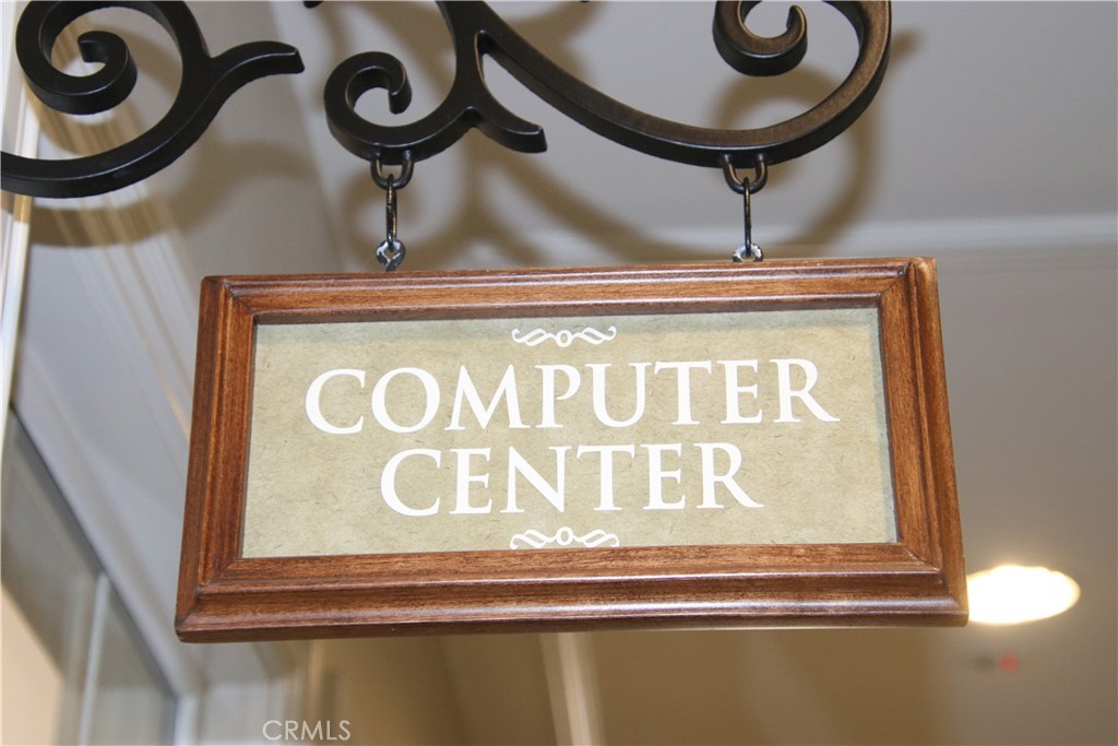 https://media.crmls.org/medias/c15b4495-1f27-474c-a6dc-4a1702120eb0.jpg?preset=X-Large