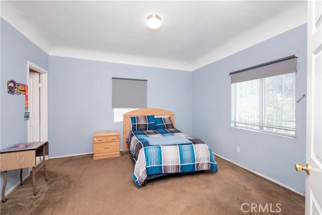 1203 E 33rd Street, Los Angeles CA: https://media.crmls.org/medias/c15bf31a-8861-4da2-9c74-0ed6cec99fcf.jpg