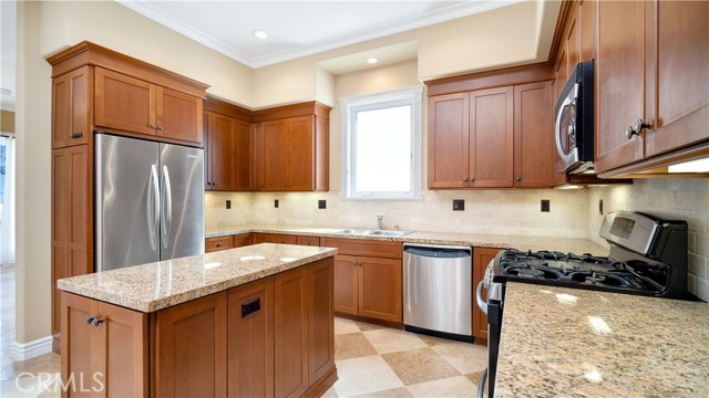 Detail Gallery Image 8 of 30 For 431 Iris Ave, Corona Del Mar,  CA 92625 - 3 Beds | 3 Baths