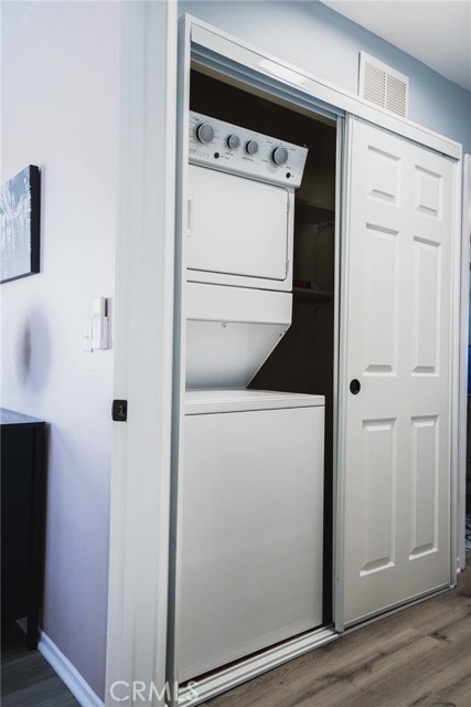 Detail Gallery Image 9 of 11 For 204 Welcome St, Los Angeles,  CA 90026 - 3 Beds | 1 Baths