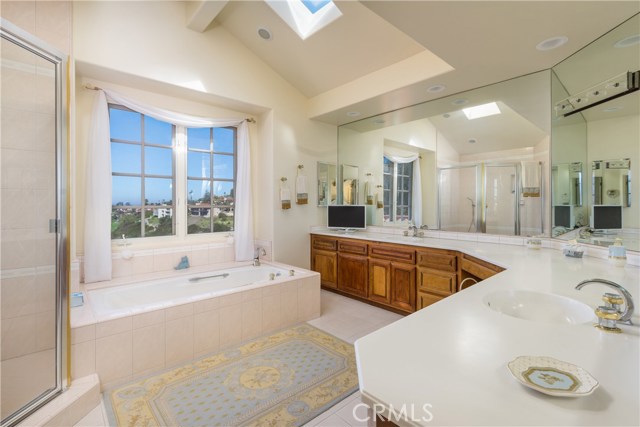 2727 Via Miguel, Palos Verdes Estates, California 90274, 4 Bedrooms Bedrooms, ,3 BathroomsBathrooms,Residential,Sold,Via Miguel,PV17019247
