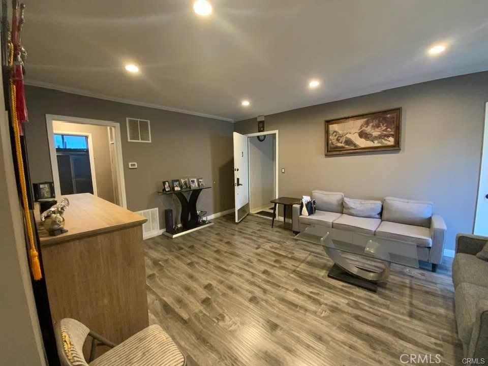 MLS #CV25196488 image #17