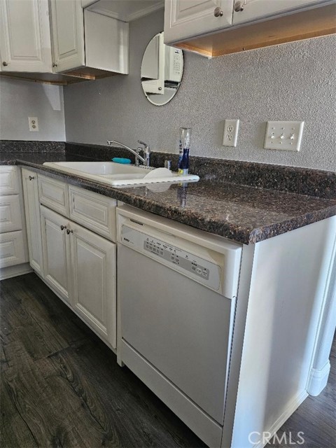 1193 E Foster Road, Santa Maria CA: https://media.crmls.org/medias/c15d6cf8-92ff-48a2-a80f-e038a0141f28.jpg