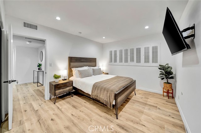 Detail Gallery Image 68 of 75 For 16127 Hartsook St, Encino,  CA 91436 - 4 Beds | 2/1 Baths