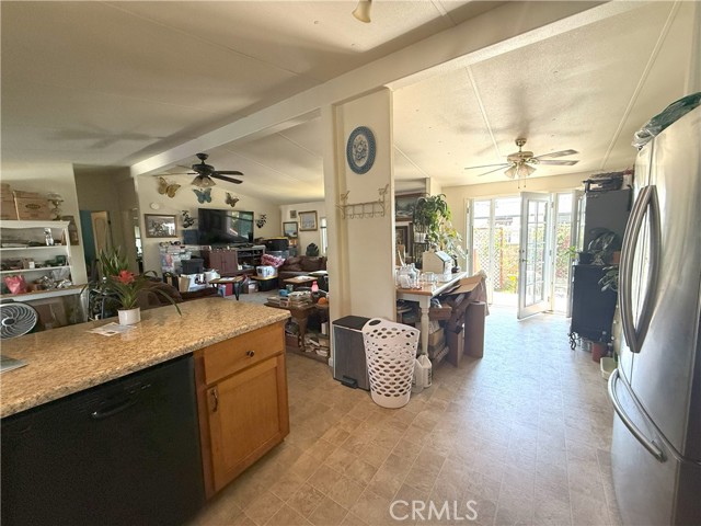 328 Mars Court, Nipomo CA: https://media.crmls.org/medias/c15e9166-5673-4668-8cdc-35f5c956126d.jpg
