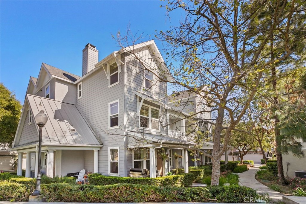 35 Valmont Way, Ladera Ranch, CA 92694