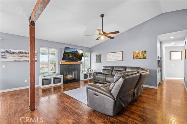 Detail Gallery Image 8 of 36 For 8720 Coyote Bush, Riverside,  CA 92508 - 3 Beds | 2 Baths