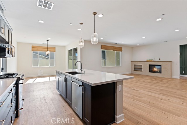 Image 8 of 49 For 30047 Merrick Lane