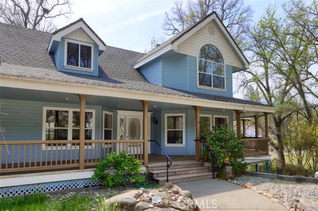 Detail Gallery Image 3 of 75 For 46580 Vista Del Rio, Oakhurst,  CA 93644 - 3 Beds | 3/1 Baths